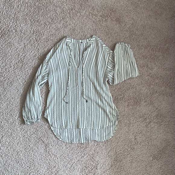 Free People Top - Picture 1 of 3